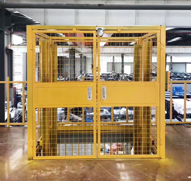 湛江智能导轨式升降机亮相